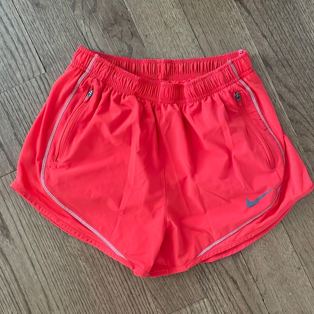 NWOT Nike dri-fit running shorts
